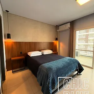 Chic Blue Designer Com Vaga De Garagem Apartamento